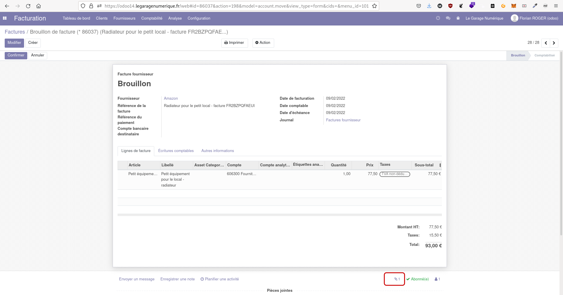 Capture d'écran du formulaire de saisie d'une facture dans Odoo, avec un cadre rouge pour mettre en valeur les boutons permettant de joindre un fichier à la pièce comptable